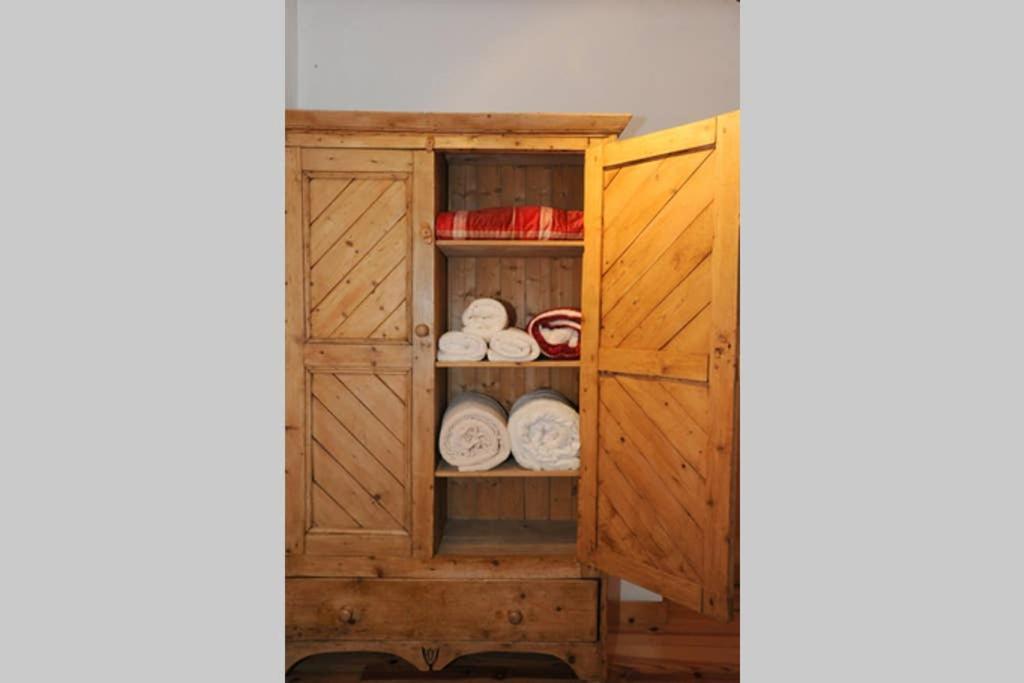 Carrowauff Red Stonecutters Cottage, Doolin מראה חיצוני תמונה