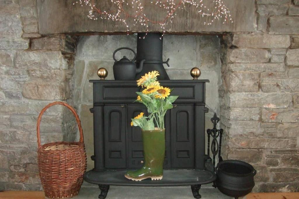 Carrowauff Red Stonecutters Cottage, Doolin מראה חיצוני תמונה