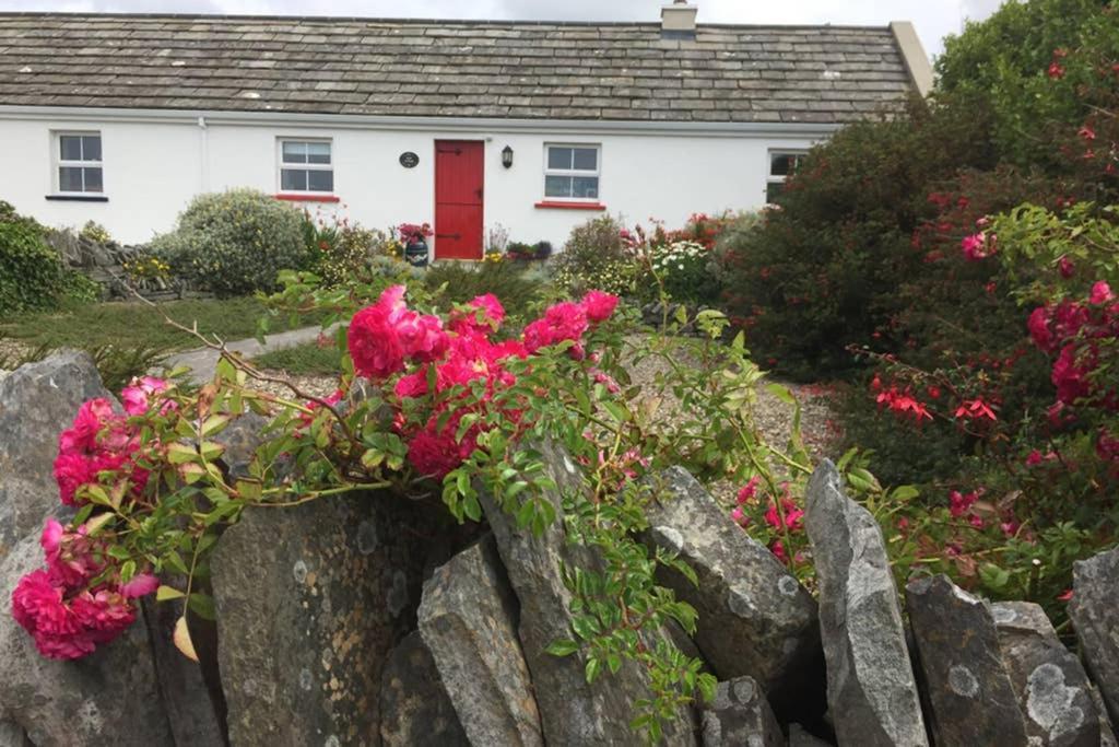 Carrowauff Red Stonecutters Cottage, Doolin מראה חיצוני תמונה